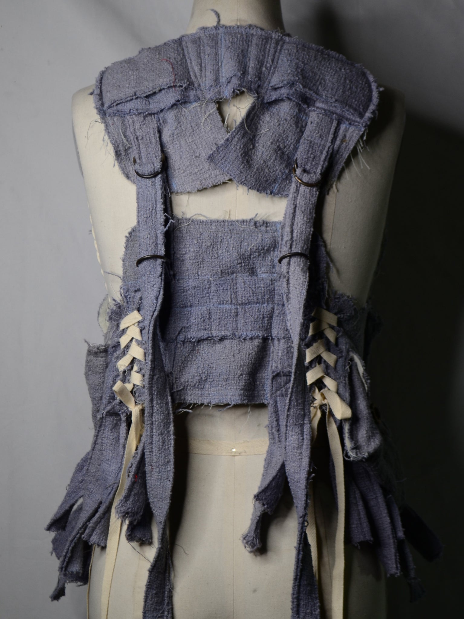 True Universal Fit Utility Vest (Buried)